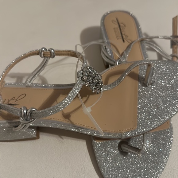 New shoes by jewel - Picture 3 of 4